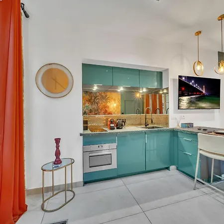 Aphrodite De Prestige דיז'ון